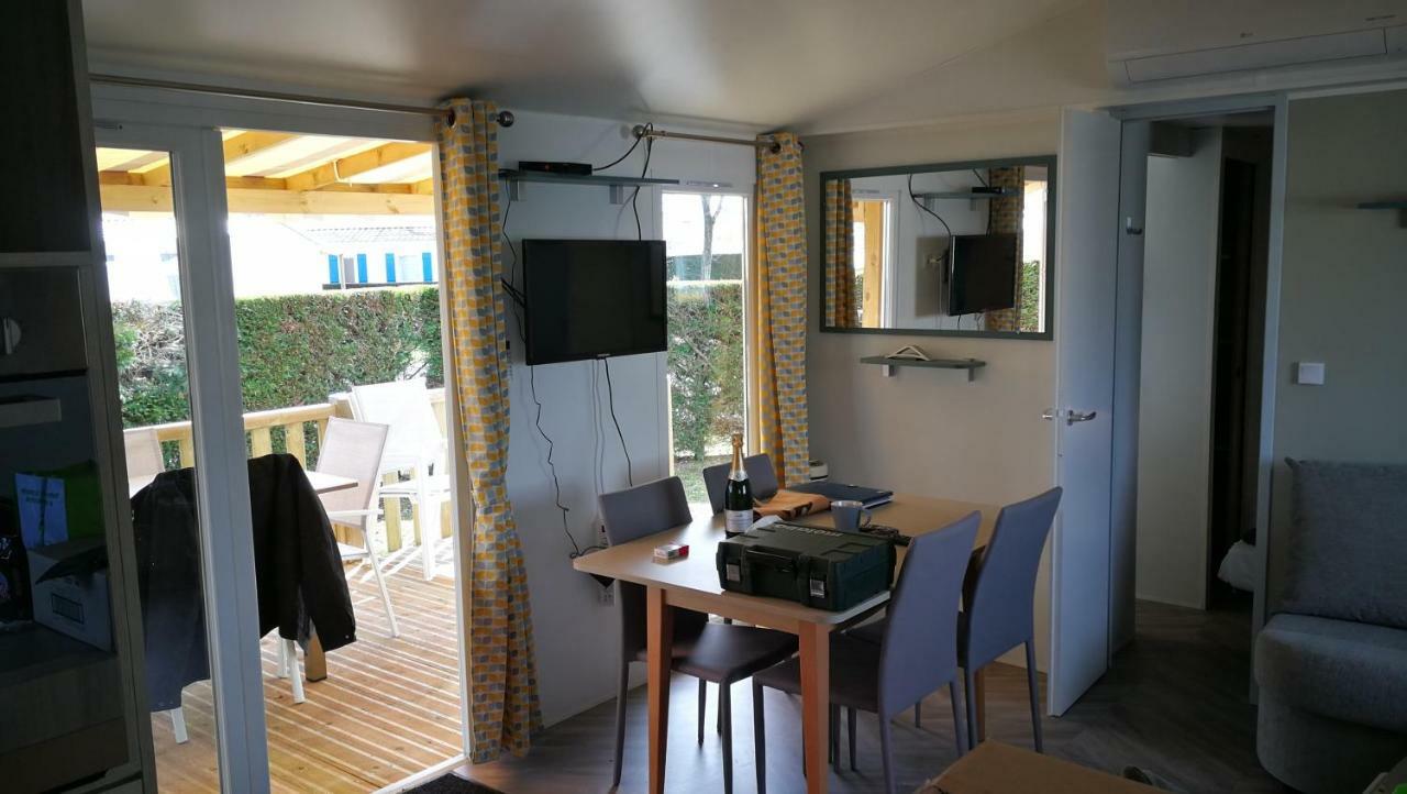 Bungalow 3Ch 2Sdb 8 Pers. Les Mathes Exteriör bild